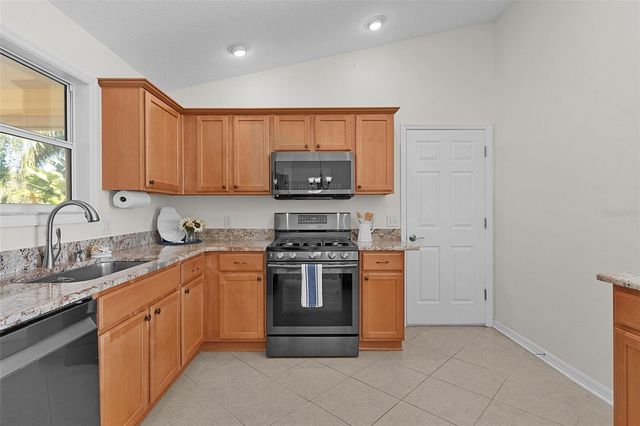 2002 CEDAR RIDGE PLACE, The Villages, FL 32162