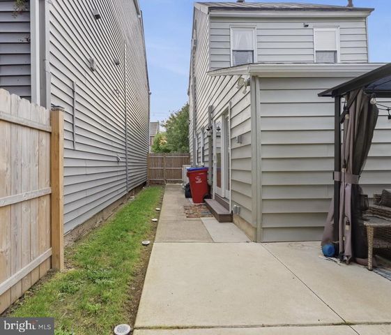535 LOCUST ST, Bristol, PA 19007