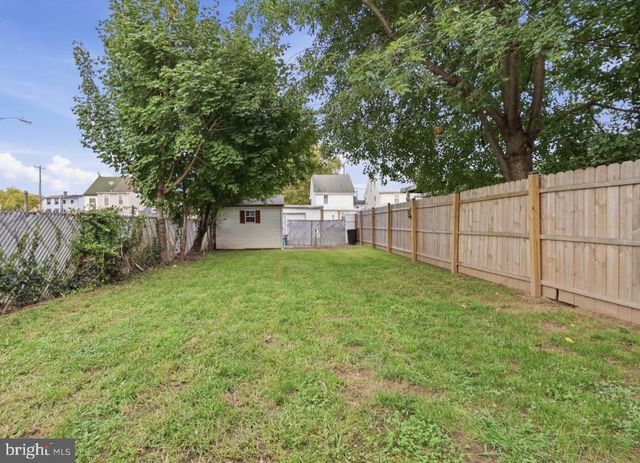 535 LOCUST ST, Bristol, PA 19007