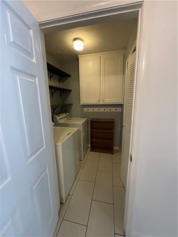3969 Woodridge Way, Tucker, GA 30084