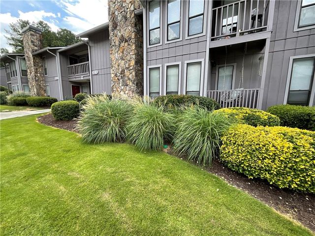 3969 Woodridge Way, Tucker, GA 30084