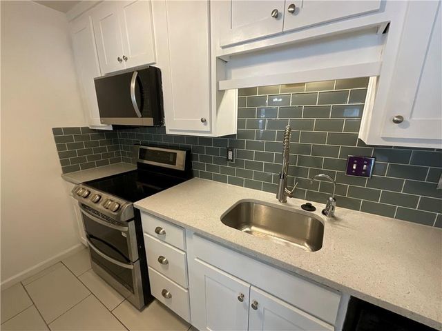 3969 Woodridge Way, Tucker, GA 30084