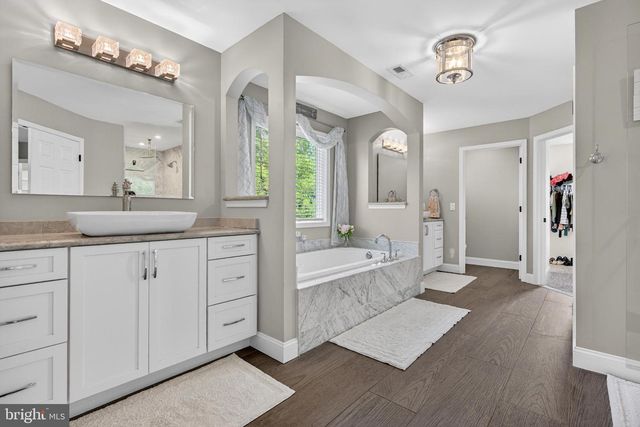 563 ATSION RD, Shamong, NJ 08088