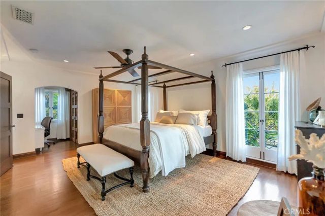 293 Saint Joseph Avenue, Long Beach, CA 90803