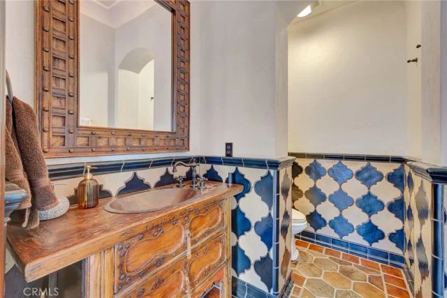 293 Saint Joseph Avenue, Long Beach, CA 90803