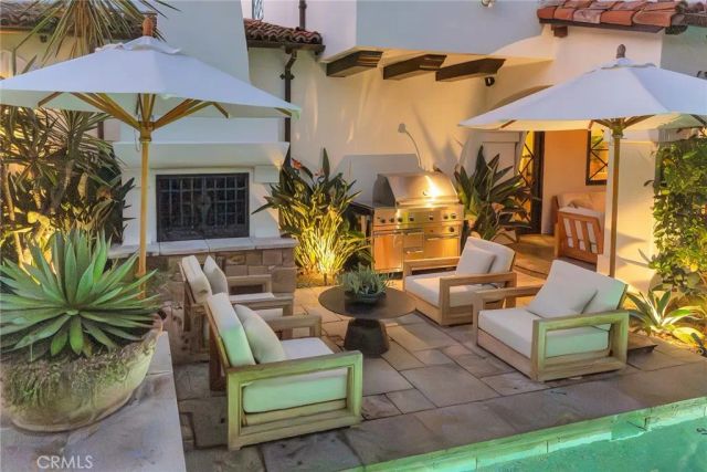 293 Saint Joseph Avenue, Long Beach, CA 90803