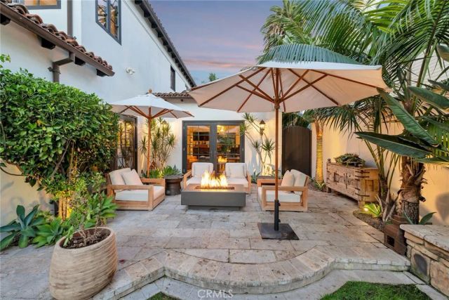 293 Saint Joseph Avenue, Long Beach, CA 90803