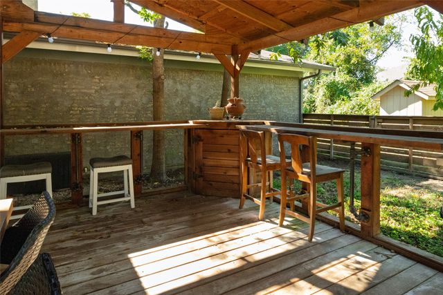 140 Huling Drive, Azle, TX 76020