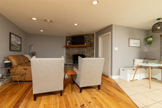 140 Huling Drive, Azle, TX 76020