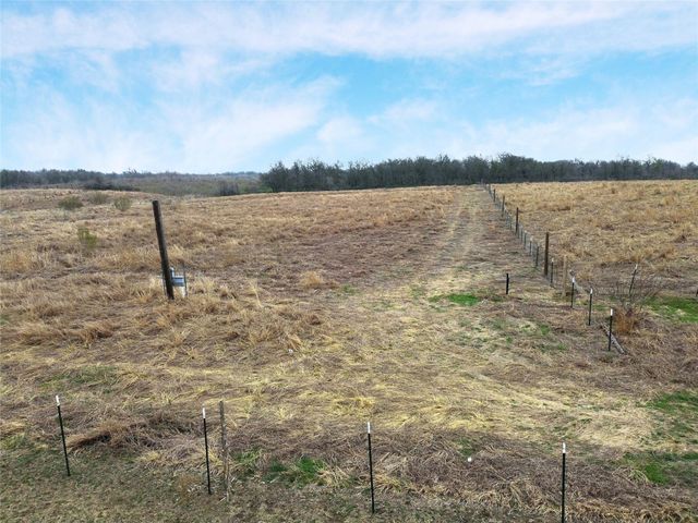 1745 County Road 466 RD, Elgin, TX 78621