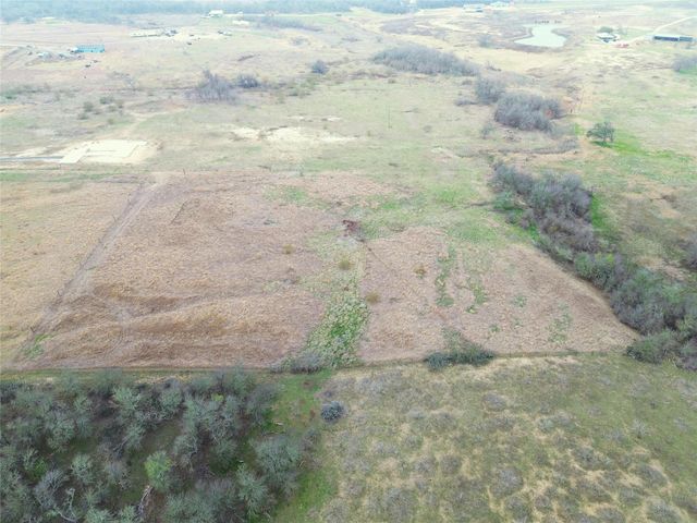 1745 County Road 466 RD, Elgin, TX 78621