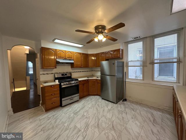 705 S 6TH ST, Philadelphia, PA 19147