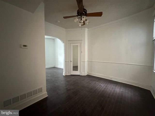 705 S 6TH ST, Philadelphia, PA 19147