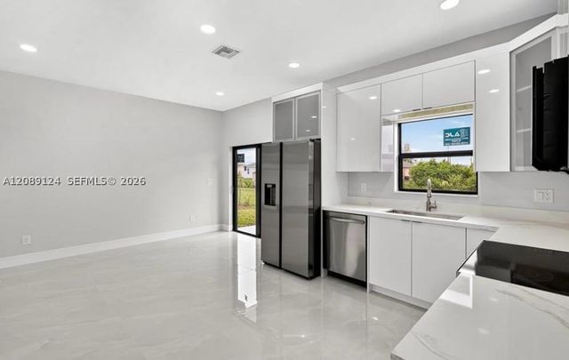 631 Summit Ave 1, Lehigh Acres, FL 33974