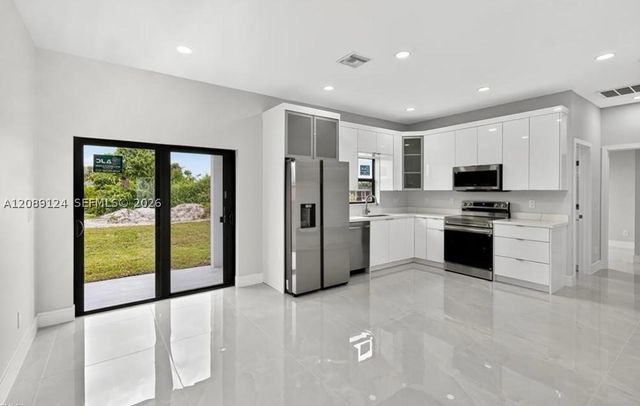 631 Summit Ave 1, Lehigh Acres, FL 33974