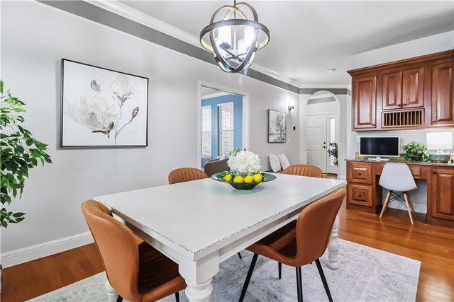 3816 N 2nd Place, Rogers, AR 72756