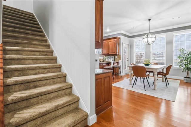 3816 N 2nd Place, Rogers, AR 72756