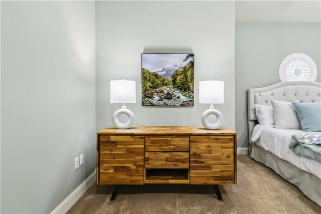 3816 N 2nd Place, Rogers, AR 72756