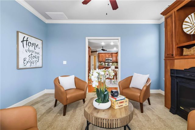 3816 N 2nd Place, Rogers, AR 72756