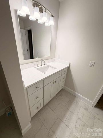 9037 J M Keynes Drive, Charlotte, NC 28262
