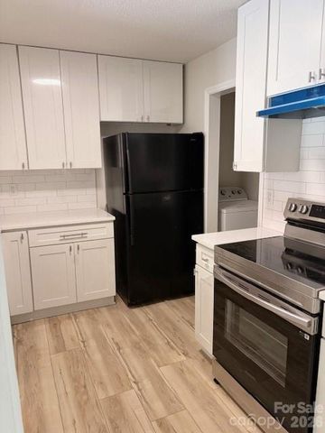 9037 J M Keynes Drive, Charlotte, NC 28262