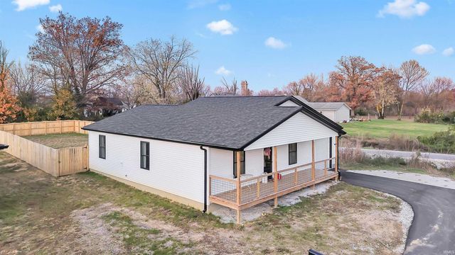 503 College Avenue, Mitchell, IN 47446