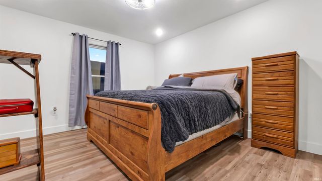 503 College Avenue, Mitchell, IN 47446