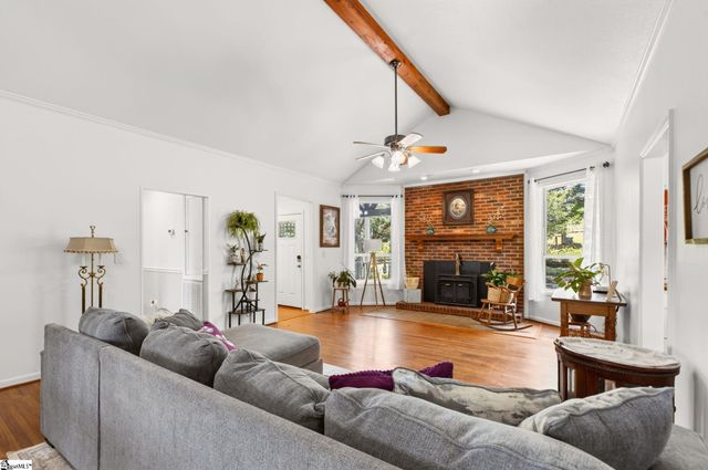 300 Chastain Hill Road, Taylors, SC 29687