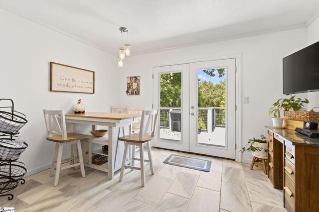 300 Chastain Hill Road, Taylors, SC 29687
