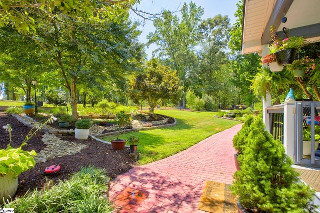 300 Chastain Hill Road, Taylors, SC 29687