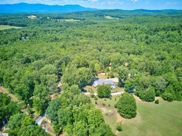 300 Chastain Hill Road, Taylors, SC 29687