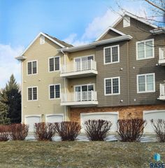 6106 S Avalon Ave Avenue 207, Sioux Falls, SD 57108