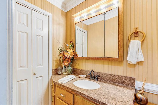 5 Topsail Ct., Carolina Shores, NC 28467