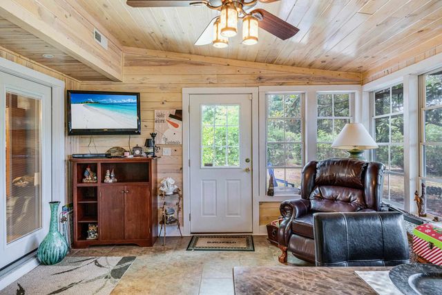 5 Topsail Ct., Carolina Shores, NC 28467