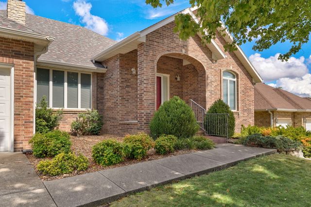 2705 E Shady Glen Drive, Springfield, MO 65804