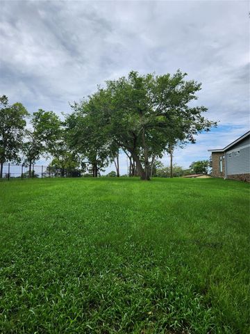 2035 Fm 3186, Onalaska, TX 77360