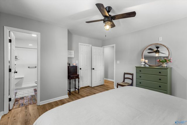 290 Cedar Crest Drive, Huntsville, AL 35806