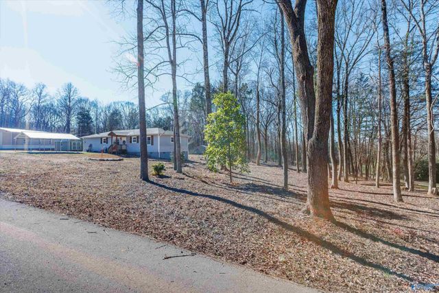 290 Cedar Crest Drive, Huntsville, AL 35806