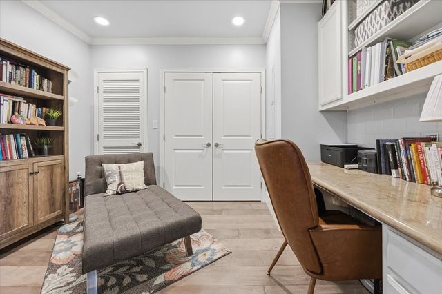 500 Throckmorton Street 1208, Fort Worth, TX 76102