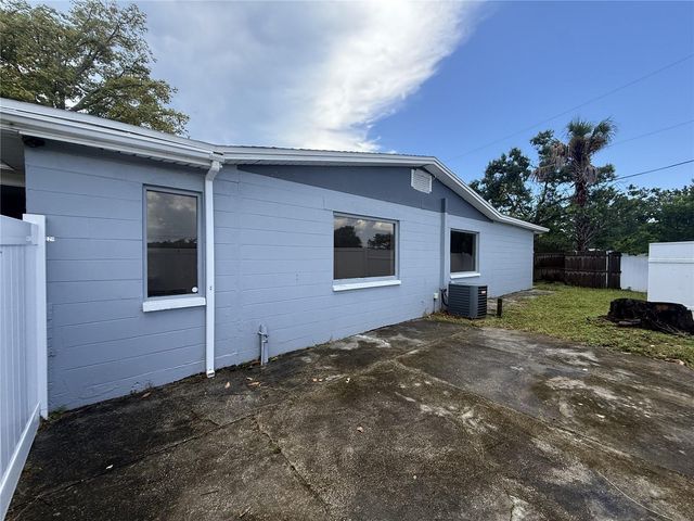 5171 98TH AVENUE N, Pinellas Park, FL 33782