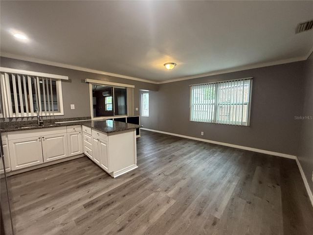 5171 98TH AVENUE N, Pinellas Park, FL 33782