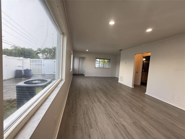 5171 98TH AVENUE N, Pinellas Park, FL 33782