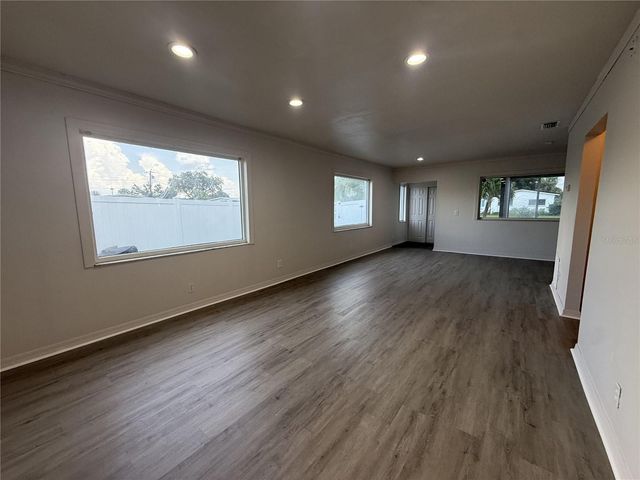 5171 98TH AVENUE N, Pinellas Park, FL 33782