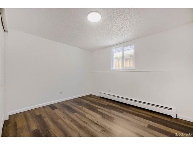 2190 S Holly St 105, Denver, CO 80222