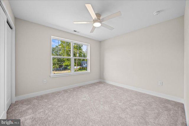 104 BLUE ANCHOR, Sicklerville, NJ 08081