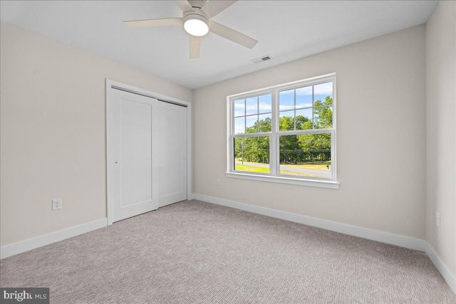 104 BLUE ANCHOR, Sicklerville, NJ 08081