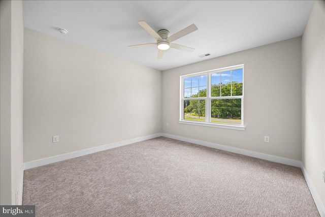 104 BLUE ANCHOR, Sicklerville, NJ 08081