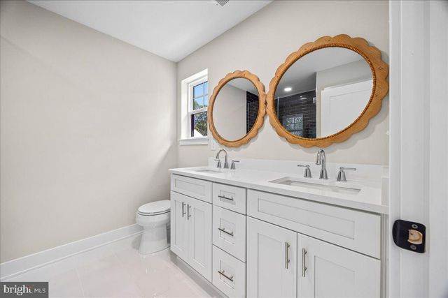104 BLUE ANCHOR, Sicklerville, NJ 08081