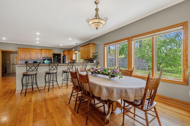 3419 Shady Oak Road, Minnetonka, MN 55305