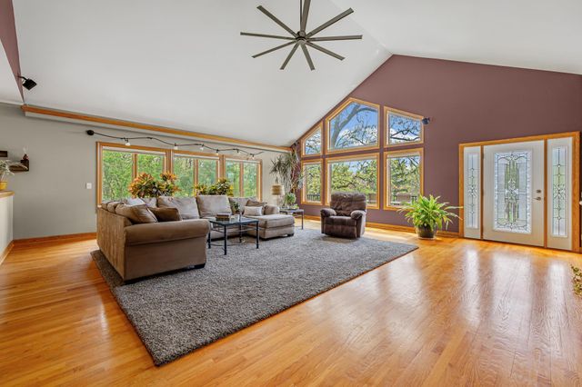 3419 Shady Oak Road, Minnetonka, MN 55305